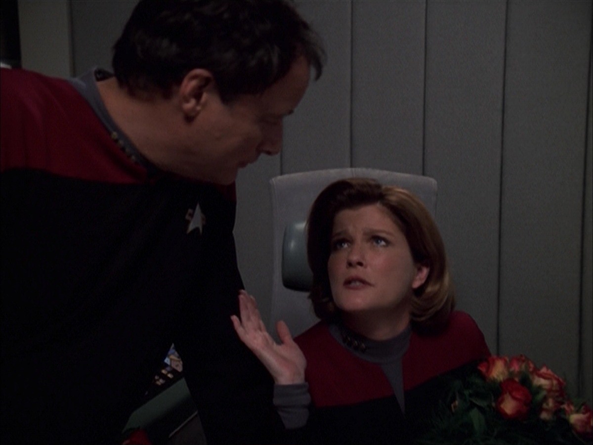 extant_StarTrek_VOY_7x19-Q2_3585.jpg