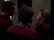 Filename=extant_StarTrek_VOY_7x19-Q2_0333.jpg
Filesize=118KiB
Dimensions=1200x900
Date added=Jan 16, 2020 extant_StarTrek_VOY_7x19-Q2_0333.jpg