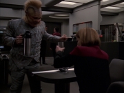 Filename=extant_StarTrek_VOY_7x19-Q2_0615.jpg
Filesize=143KiB
Dimensions=1200x900
Date added=Jan 16, 2020 extant_StarTrek_VOY_7x19-Q2_0615.jpg