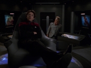 Filename=extant_StarTrek_VOY_7x19-Q2_0676.jpg
Filesize=130KiB
Dimensions=1200x900
Date added=Jan 16, 2020 extant_StarTrek_VOY_7x19-Q2_0676.jpg