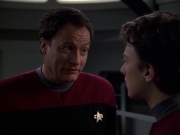 Filename=extant_StarTrek_VOY_7x19-Q2_0869.jpg
Filesize=118KiB
Dimensions=1200x900
Date added=Jan 16, 2020 extant_StarTrek_VOY_7x19-Q2_0869.jpg