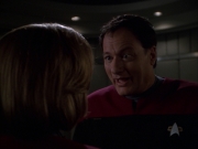 extant_StarTrek_VOY_7x19-Q2_0910.jpg