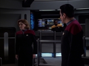 extant_StarTrek_VOY_7x19-Q2_1079.jpg