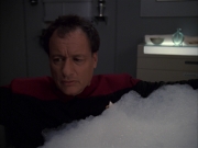 Filename=extant_StarTrek_VOY_7x19-Q2_1129.jpg
Filesize=115KiB
Dimensions=1200x900
Date added=Jan 16, 2020 extant_StarTrek_VOY_7x19-Q2_1129.jpg