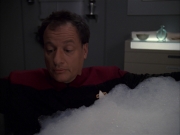Filename=extant_StarTrek_VOY_7x19-Q2_1152.jpg
Filesize=113KiB
Dimensions=1200x900
Date added=Jan 16, 2020 extant_StarTrek_VOY_7x19-Q2_1152.jpg