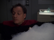 Filename=extant_StarTrek_VOY_7x19-Q2_1153.jpg
Filesize=113KiB
Dimensions=1200x900
Date added=Jan 16, 2020 extant_StarTrek_VOY_7x19-Q2_1153.jpg