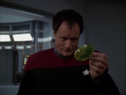 extant_StarTrek_VOY_7x19-Q2_1213.jpg