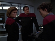Filename=extant_StarTrek_VOY_7x19-Q2_1240.jpg
Filesize=136KiB
Dimensions=1200x900
Date added=Jan 16, 2020 extant_StarTrek_VOY_7x19-Q2_1240.jpg