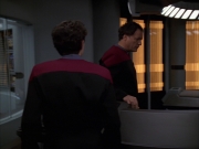 Filename=extant_StarTrek_VOY_7x19-Q2_1255.jpg
Filesize=127KiB
Dimensions=1200x900
Date added=Jan 16, 2020 extant_StarTrek_VOY_7x19-Q2_1255.jpg
