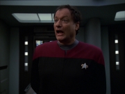 Filename=extant_StarTrek_VOY_7x19-Q2_1269.jpg
Filesize=125KiB
Dimensions=1200x900
Date added=Jan 16, 2020 extant_StarTrek_VOY_7x19-Q2_1269.jpg