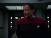 Filename=extant_StarTrek_VOY_7x19-Q2_1282.jpg
Filesize=114KiB
Dimensions=1200x900
Date added=Jan 16, 2020 extant_StarTrek_VOY_7x19-Q2_1282.jpg