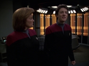 Filename=extant_StarTrek_VOY_7x19-Q2_1288.jpg
Filesize=145KiB
Dimensions=1200x900
Date added=Jan 16, 2020 extant_StarTrek_VOY_7x19-Q2_1288.jpg