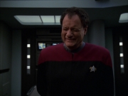 Filename=extant_StarTrek_VOY_7x19-Q2_1295.jpg
Filesize=121KiB
Dimensions=1200x900
Date added=Jan 16, 2020 extant_StarTrek_VOY_7x19-Q2_1295.jpg
