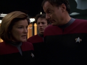 Filename=extant_StarTrek_VOY_7x19-Q2_1322.jpg
Filesize=120KiB
Dimensions=1200x900
Date added=Jan 16, 2020 extant_StarTrek_VOY_7x19-Q2_1322.jpg