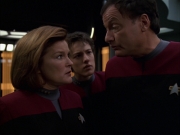 Filename=extant_StarTrek_VOY_7x19-Q2_1333.jpg
Filesize=126KiB
Dimensions=1200x900
Date added=Jan 16, 2020 extant_StarTrek_VOY_7x19-Q2_1333.jpg