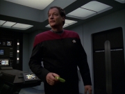 Filename=extant_StarTrek_VOY_7x19-Q2_1355.jpg
Filesize=135KiB
Dimensions=1200x900
Date added=Jan 16, 2020 extant_StarTrek_VOY_7x19-Q2_1355.jpg