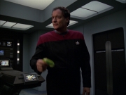extant_StarTrek_VOY_7x19-Q2_1357.jpg