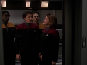 extant_StarTrek_VOY_7x19-Q2_1396.jpg