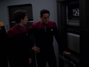 Filename=extant_StarTrek_VOY_7x19-Q2_1535.jpg
Filesize=107KiB
Dimensions=1200x900
Date added=Jan 16, 2020 extant_StarTrek_VOY_7x19-Q2_1535.jpg