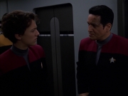 Filename=extant_StarTrek_VOY_7x19-Q2_1545.jpg
Filesize=104KiB
Dimensions=1200x900
Date added=Jan 16, 2020 extant_StarTrek_VOY_7x19-Q2_1545.jpg