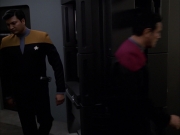 Filename=extant_StarTrek_VOY_7x19-Q2_1549.jpg
Filesize=104KiB
Dimensions=1200x900
Date added=Jan 16, 2020 extant_StarTrek_VOY_7x19-Q2_1549.jpg