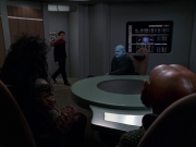 Filename=extant_StarTrek_VOY_7x19-Q2_1551.jpg
Filesize=140KiB
Dimensions=1200x900
Date added=Jan 16, 2020 extant_StarTrek_VOY_7x19-Q2_1551.jpg