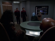 Filename=extant_StarTrek_VOY_7x19-Q2_1553.jpg
Filesize=140KiB
Dimensions=1200x900
Date added=Jan 16, 2020 extant_StarTrek_VOY_7x19-Q2_1553.jpg