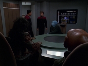 Filename=extant_StarTrek_VOY_7x19-Q2_1566.jpg
Filesize=142KiB
Dimensions=1200x900
Date added=Jan 16, 2020 extant_StarTrek_VOY_7x19-Q2_1566.jpg