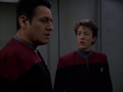Filename=extant_StarTrek_VOY_7x19-Q2_1573.jpg
Filesize=105KiB
Dimensions=1200x900
Date added=Jan 16, 2020 extant_StarTrek_VOY_7x19-Q2_1573.jpg