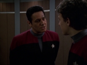 Filename=extant_StarTrek_VOY_7x19-Q2_1606.jpg
Filesize=116KiB
Dimensions=1200x900
Date added=Jan 16, 2020 extant_StarTrek_VOY_7x19-Q2_1606.jpg