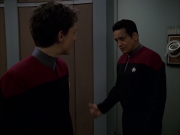 Filename=extant_StarTrek_VOY_7x19-Q2_1639.jpg
Filesize=115KiB
Dimensions=1200x900
Date added=Jan 16, 2020 extant_StarTrek_VOY_7x19-Q2_1639.jpg