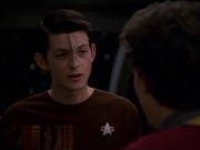 Filename=extant_StarTrek_VOY_7x19-Q2_1763.jpg
Filesize=109KiB
Dimensions=1200x900
Date added=Jan 16, 2020 extant_StarTrek_VOY_7x19-Q2_1763.jpg