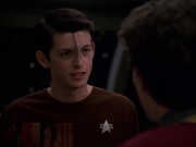 Filename=extant_StarTrek_VOY_7x19-Q2_1767.jpg
Filesize=116KiB
Dimensions=1200x900
Date added=Jan 16, 2020 extant_StarTrek_VOY_7x19-Q2_1767.jpg