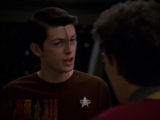 Filename=extant_StarTrek_VOY_7x19-Q2_1777.jpg
Filesize=110KiB
Dimensions=1200x900
Date added=Jan 16, 2020 extant_StarTrek_VOY_7x19-Q2_1777.jpg