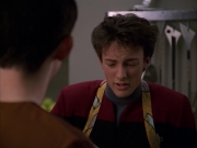 Filename=extant_StarTrek_VOY_7x19-Q2_1783.jpg
Filesize=129KiB
Dimensions=1200x900
Date added=Jan 16, 2020 extant_StarTrek_VOY_7x19-Q2_1783.jpg