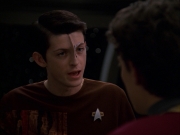 Filename=extant_StarTrek_VOY_7x19-Q2_1793.jpg
Filesize=117KiB
Dimensions=1200x900
Date added=Jan 16, 2020 extant_StarTrek_VOY_7x19-Q2_1793.jpg