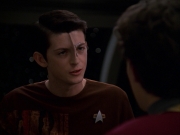 Filename=extant_StarTrek_VOY_7x19-Q2_1798.jpg
Filesize=114KiB
Dimensions=1200x900
Date added=Jan 16, 2020 extant_StarTrek_VOY_7x19-Q2_1798.jpg