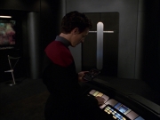 Filename=extant_StarTrek_VOY_7x19-Q2_1973.jpg
Filesize=124KiB
Dimensions=1200x900
Date added=Jan 16, 2020 extant_StarTrek_VOY_7x19-Q2_1973.jpg