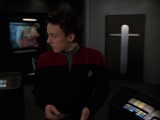 Filename=extant_StarTrek_VOY_7x19-Q2_1976.jpg
Filesize=112KiB
Dimensions=1200x900
Date added=Jan 16, 2020 extant_StarTrek_VOY_7x19-Q2_1976.jpg
