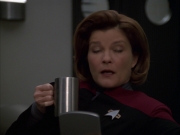Filename=extant_StarTrek_VOY_7x19-Q2_1985.jpg
Filesize=115KiB
Dimensions=1200x900
Date added=Jan 16, 2020 extant_StarTrek_VOY_7x19-Q2_1985.jpg