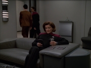 Filename=extant_StarTrek_VOY_7x19-Q2_2046.jpg
Filesize=121KiB
Dimensions=1200x900
Date added=Jan 16, 2020 extant_StarTrek_VOY_7x19-Q2_2046.jpg