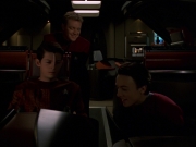 Filename=extant_StarTrek_VOY_7x19-Q2_2096.jpg
Filesize=119KiB
Dimensions=1200x900
Date added=Jan 16, 2020 extant_StarTrek_VOY_7x19-Q2_2096.jpg