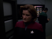 extant_StarTrek_VOY_7x19-Q2_2160.jpg