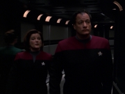 extant_StarTrek_VOY_7x19-Q2_2180.jpg