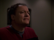extant_StarTrek_VOY_7x19-Q2_2307.jpg