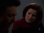 Filename=extant_StarTrek_VOY_7x19-Q2_2394.jpg
Filesize=93KiB
Dimensions=1200x900
Date added=Jan 16, 2020 extant_StarTrek_VOY_7x19-Q2_2394.jpg