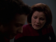 Filename=extant_StarTrek_VOY_7x19-Q2_2412.jpg
Filesize=100KiB
Dimensions=1200x900
Date added=Jan 16, 2020 extant_StarTrek_VOY_7x19-Q2_2412.jpg