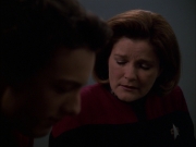 Filename=extant_StarTrek_VOY_7x19-Q2_2414.jpg
Filesize=100KiB
Dimensions=1200x900
Date added=Jan 16, 2020 extant_StarTrek_VOY_7x19-Q2_2414.jpg