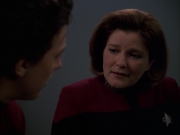 Filename=extant_StarTrek_VOY_7x19-Q2_2435.jpg
Filesize=94KiB
Dimensions=1200x900
Date added=Jan 16, 2020 extant_StarTrek_VOY_7x19-Q2_2435.jpg