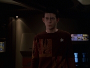 extant_StarTrek_VOY_7x19-Q2_2593.jpg